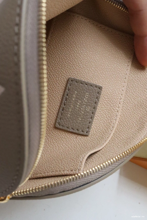 WIS POUCH Louis Vuitton COSMETIC 1103